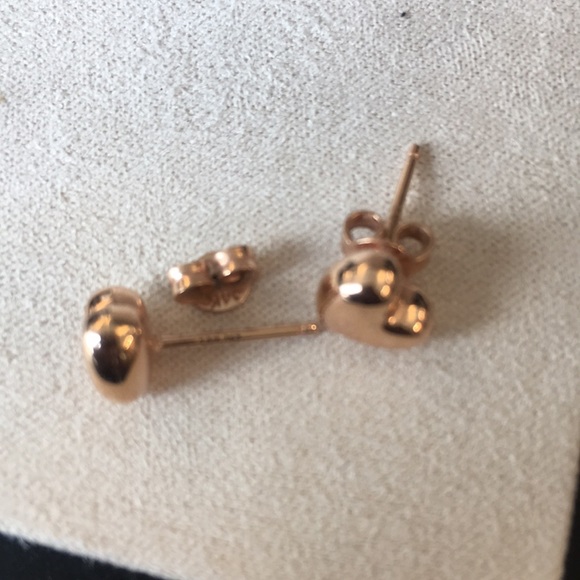 14k Solid Rose Gold Puff Heart Studs! - Picture 4 of 5